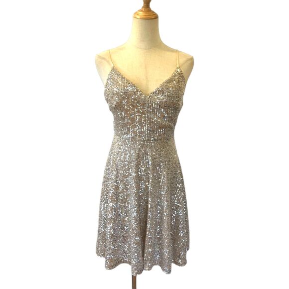 Stunning Sparkles Lulus Silver Sequin Backless Skater Dress Small Mini - Picture 3 of 11